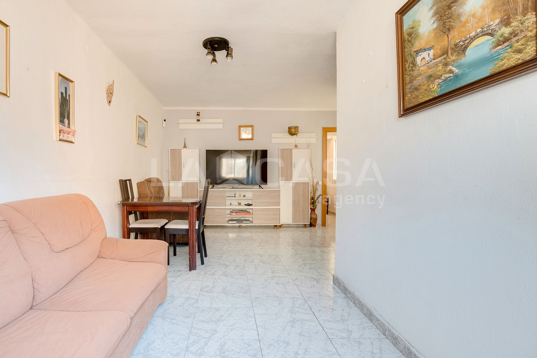 Living room of Flat for sale in L'Hospitalet de Llobregat