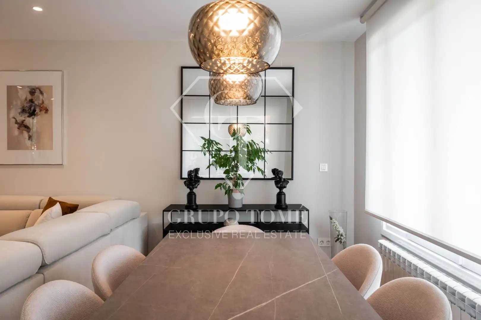 Comedor de Casa adosada en venta en Donostia - San Sebastián  con Calefacción, Jardín privado y Terraza
