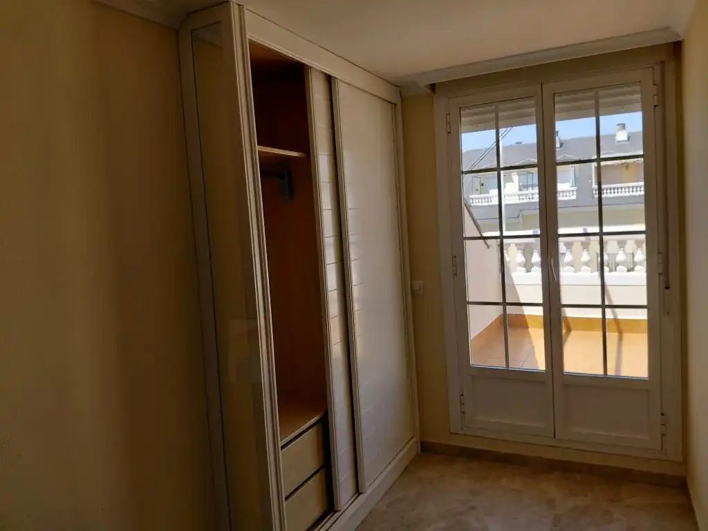 Schlafzimmer von Maisonette zur Miete in Badajoz