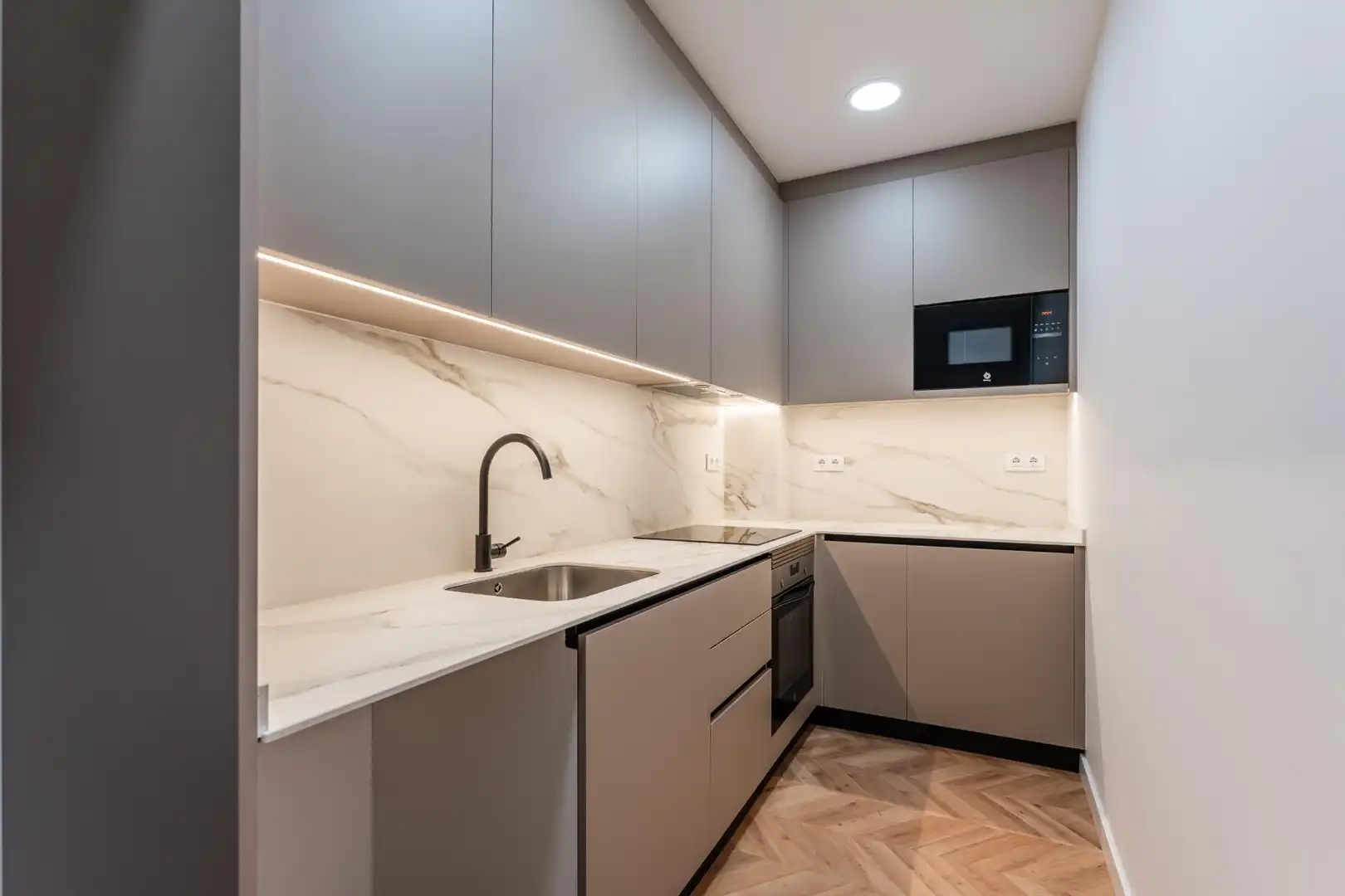 Küche von Erdgeschoss zum Verkauf in Montmeló mit Heizung und Balkon