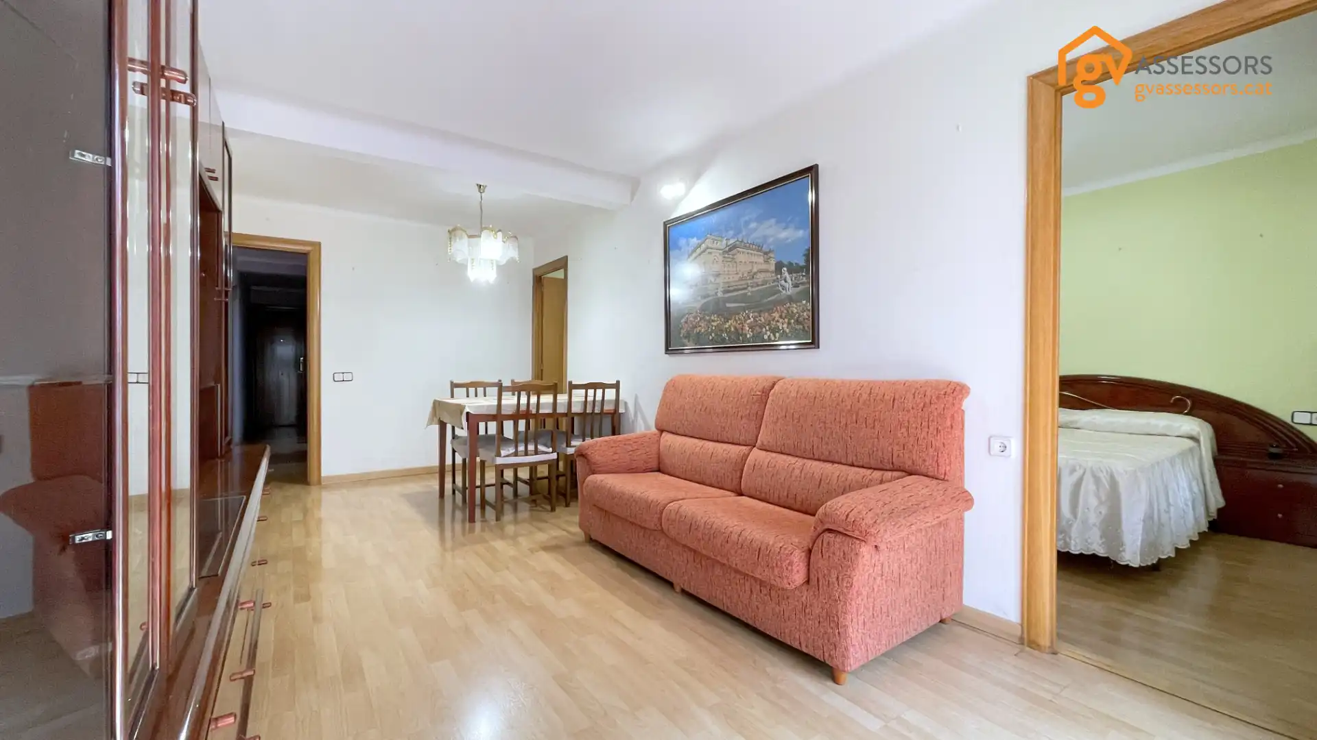 Sala d'estar de Pis en venda en Barcelona amb Forn, Balcó i Internet