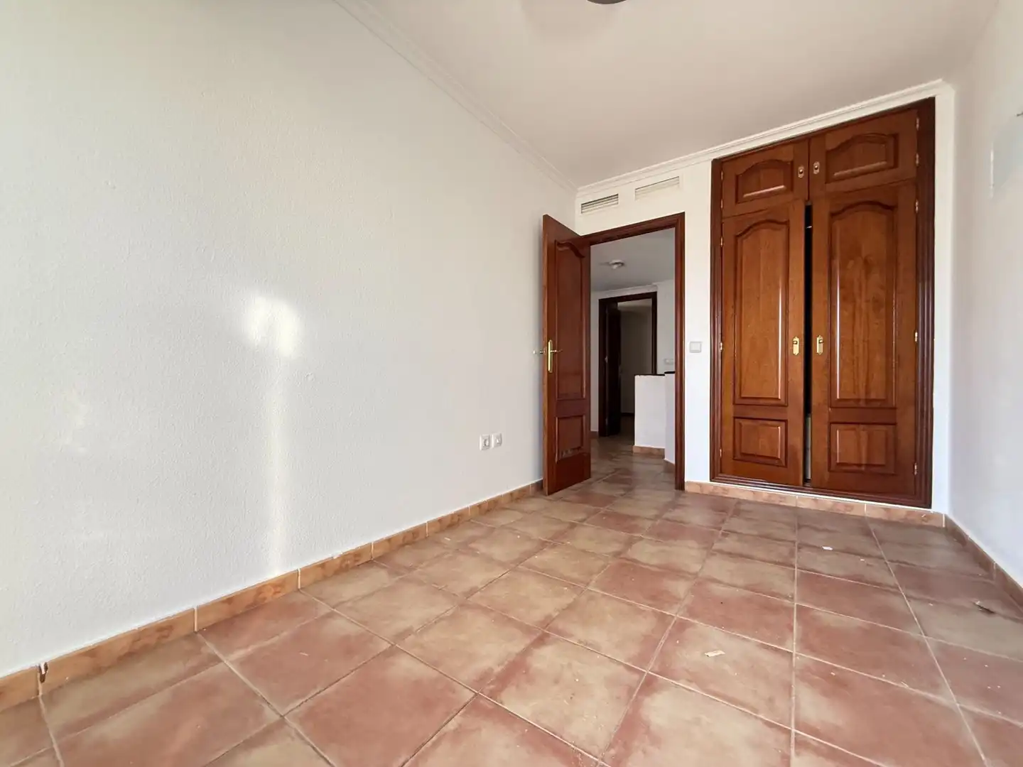 Casa adosada en venta en Aljaraque con Terraza