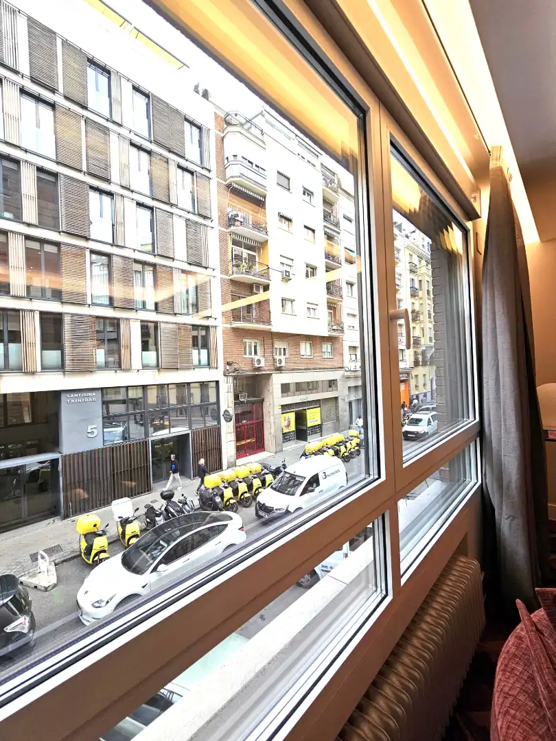 Vista exterior de Piso en venta en Madrid con Aire acondicionado, Calefacción y Parquet