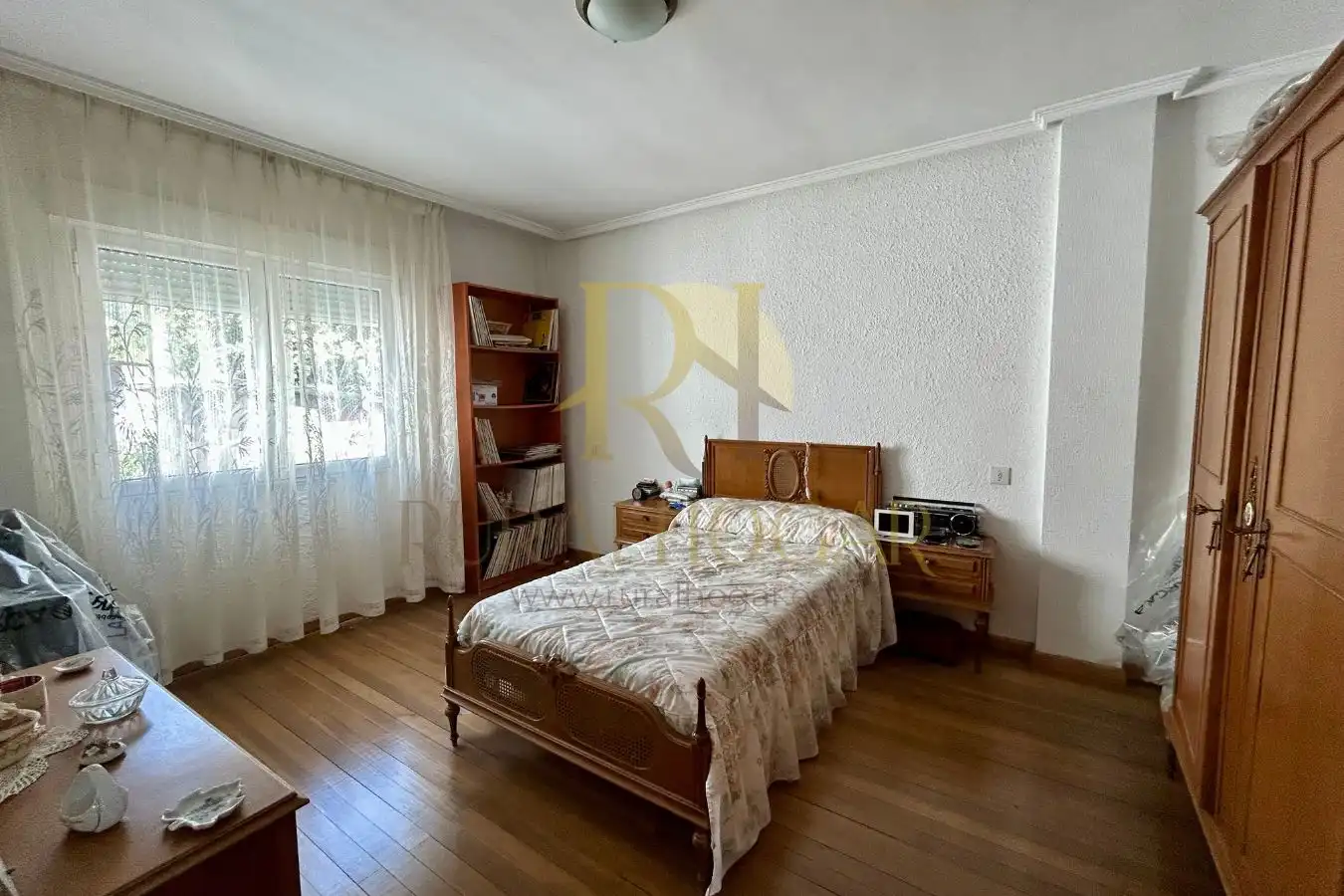 Dormitori de Casa o xalet en venda en Torre del Bierzo amb Terrassa i Moblat