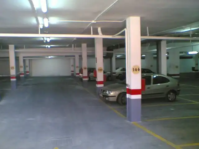 Parkplatz von Garage zur Miete in Almería