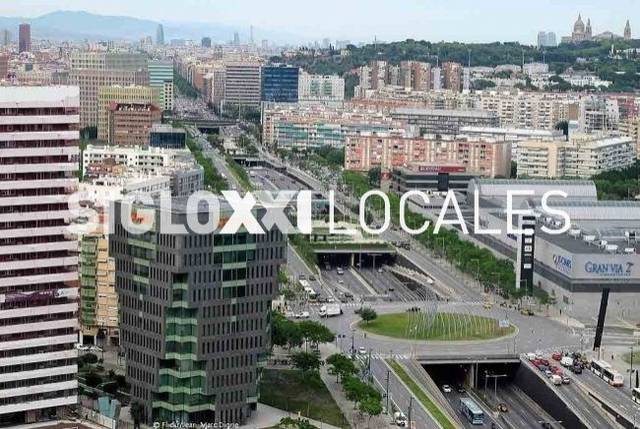 Local comercial en Venta en MARE DE DÉU DE MONTSERRAT en El Guinardó