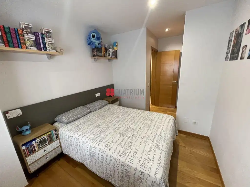Appartamento con terrazza in vendita a Avenida Rosalía de Castro, imagen 9