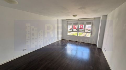 Foto 2 de Piso en venta en Calle Rio Ebro, Lardero, La Rioja