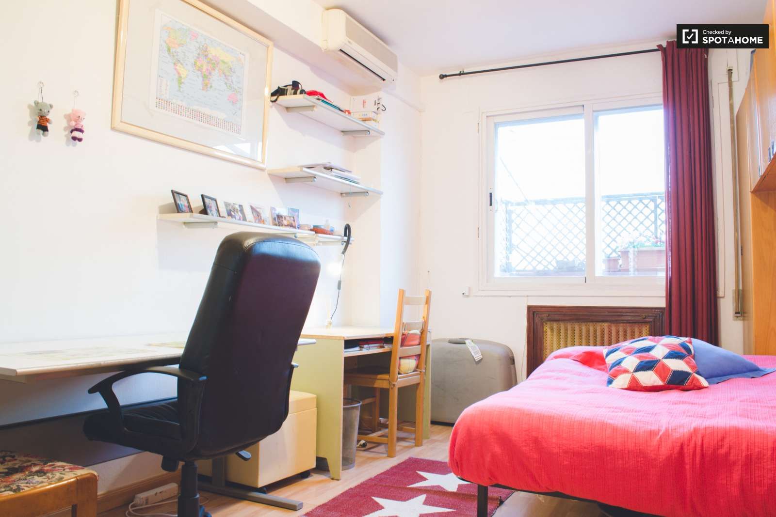 Flat to share in Opañel