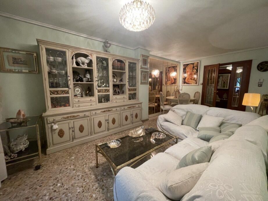 Living room of Flat for sale in  Zaragoza Capital  with Heating, Terrace and Storage room