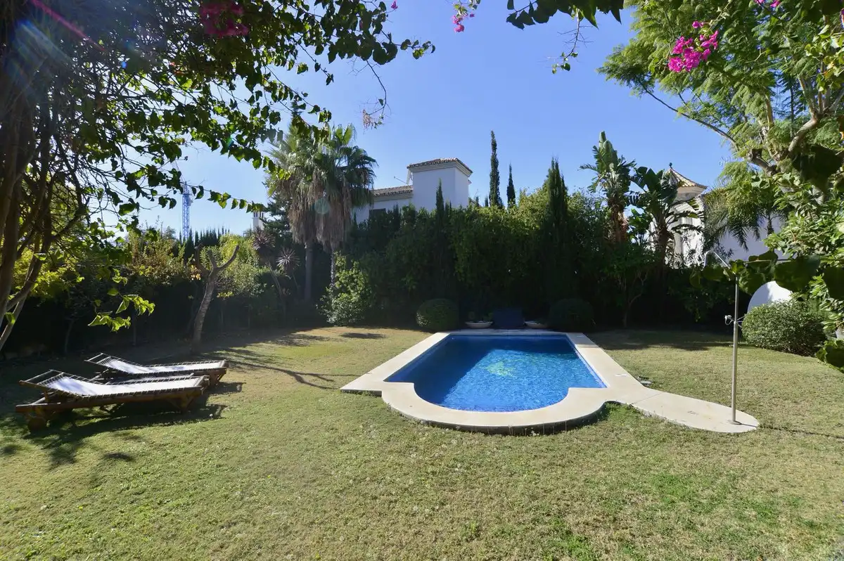Casa amb piscina en venda a Nueva Andalucía, imagen 14