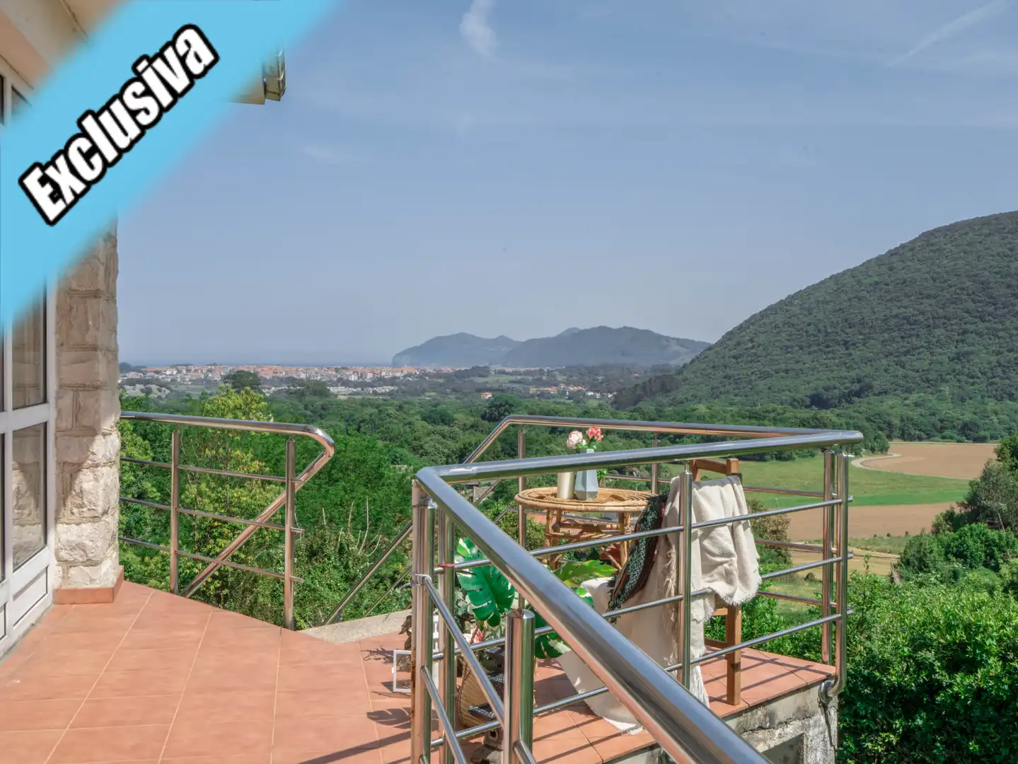 Terraza de Casa o chalet en venta en Arnuero con Calefacción, Jardín privado y Terraza
