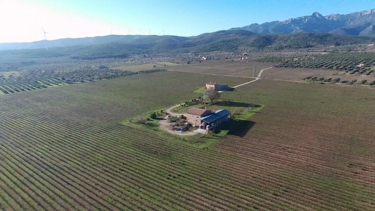 Finca rústica en venta en El Perelló con Jardín privado, Terraza y Trastero