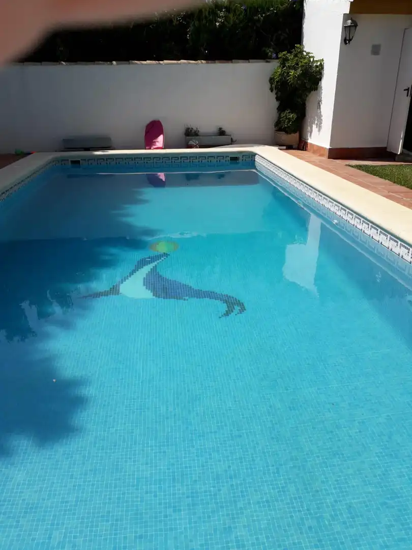 Piscina de Casa o chalet de alquiler en Chiclana de la Frontera con Jardín privado y Piscina