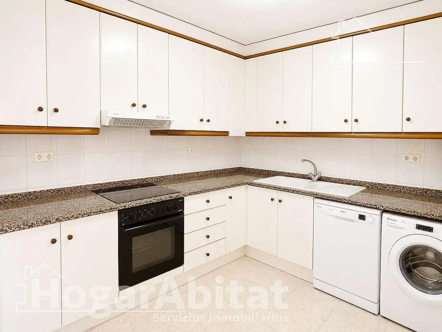Cuina de Casa o xalet en venda en L'Alcora amb Jardí privat, Terrassa i Traster