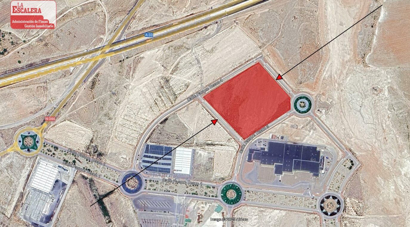 Exterior view of Industrial land for sale in Caudete