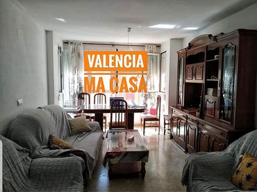 Appartamento con balcone in affitto a Poblats Marítims