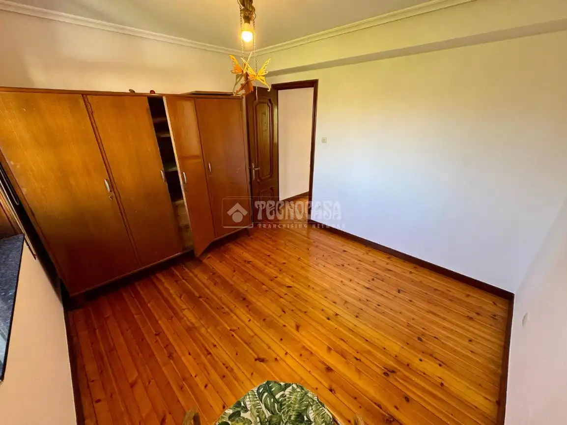 Casa adosada en venta en El Astillero