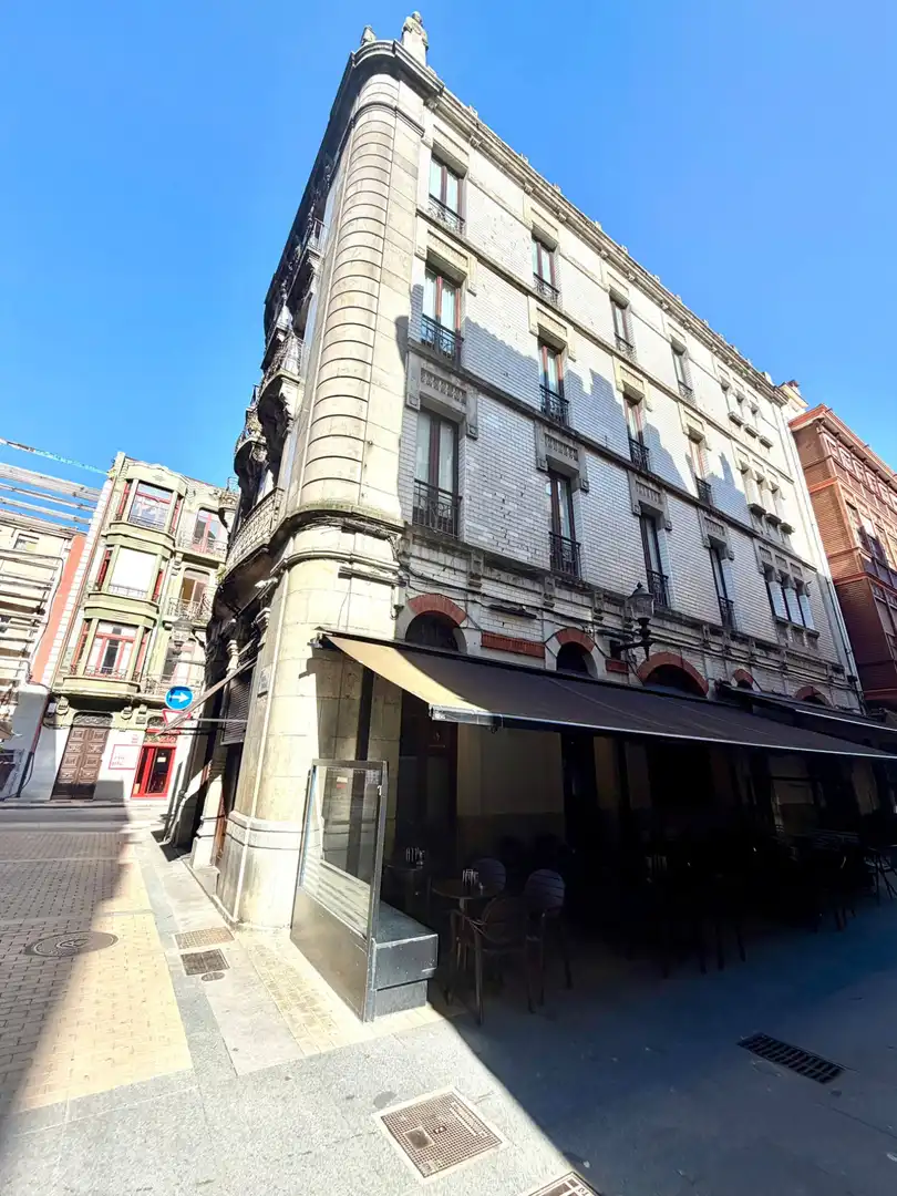 Vista exterior de Pis en venda en Gijón 