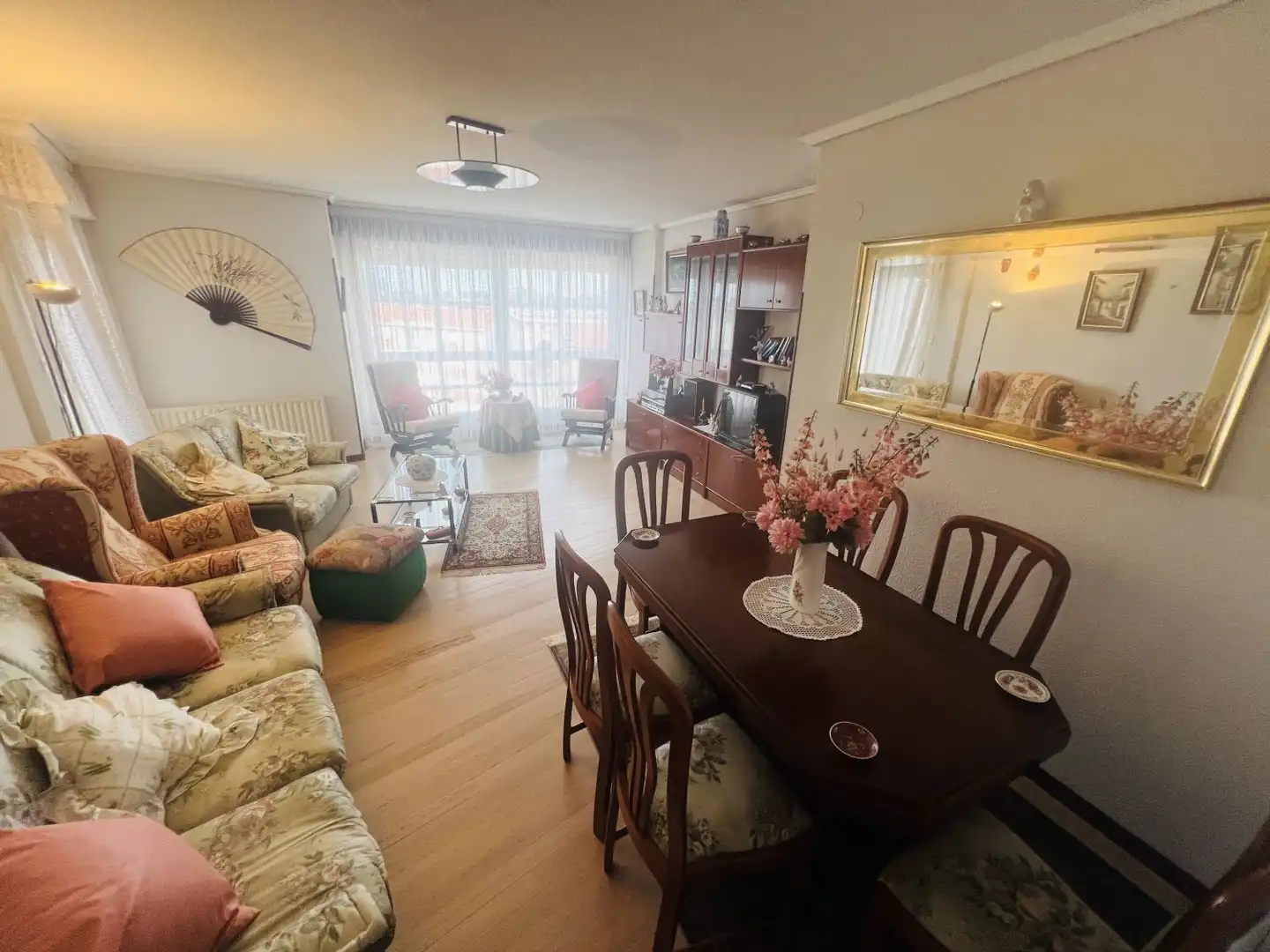 Wohnzimmer von Wohnung zum Verkauf in Colindres mit Heizung, Terrasse und Abstellraum