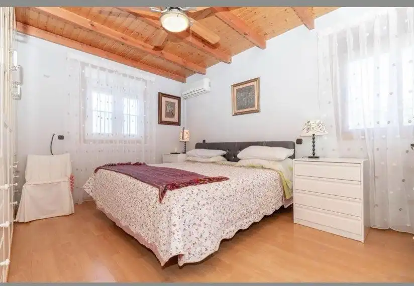Habitación de Casa o chalet en venta en Zaragoza con Aire acondicionado, Calefacción y Jardín privado