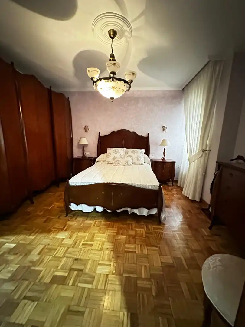 Bedroom of Flat for sale in Jaén  with Air Conditioner, Heating and Balcony