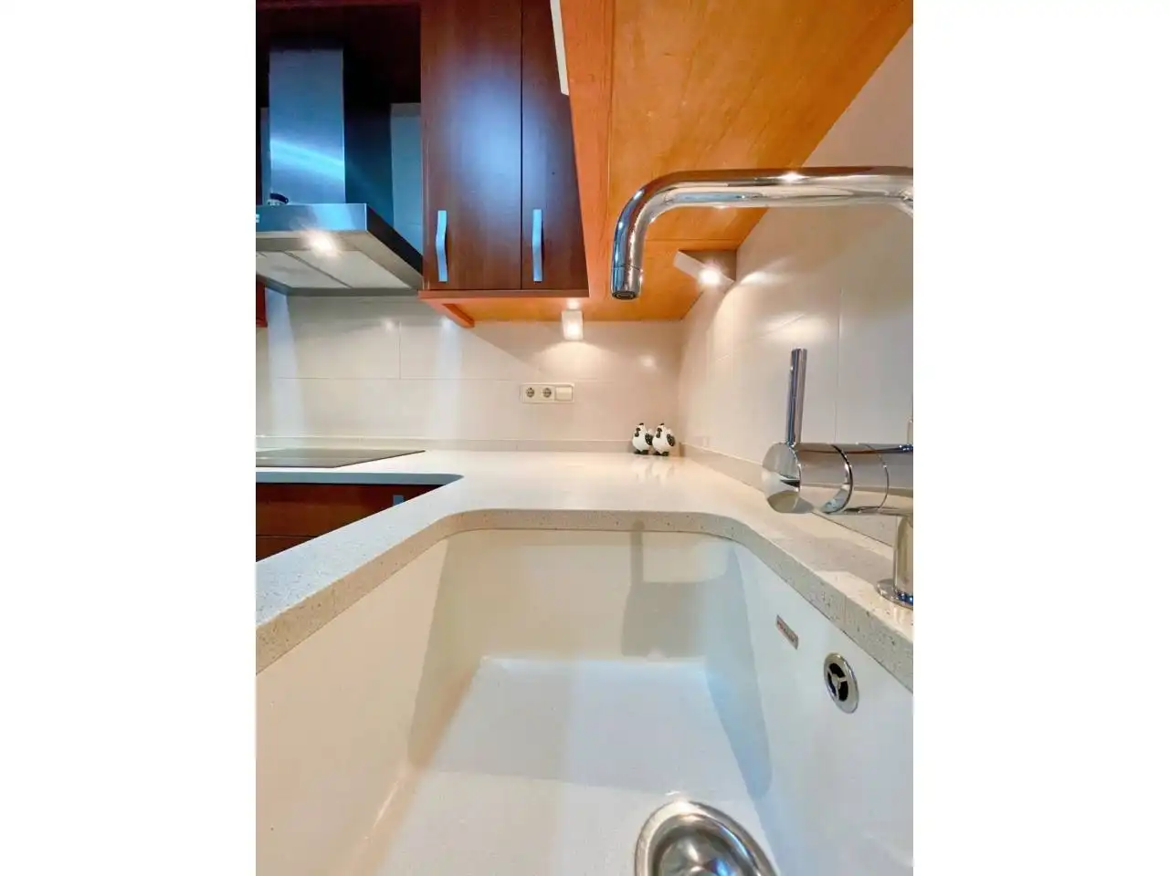 Kitchen of Flat for sale in Cerdanyola del Vallès  with Heating, Furnished and Balcony