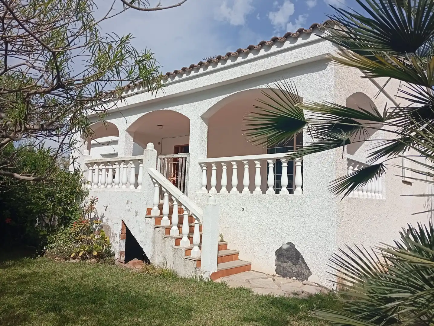 Vista exterior de Casa o xalet en venda en Oropesa del Mar / Orpesa amb Jardí privat, Terrassa i Traster