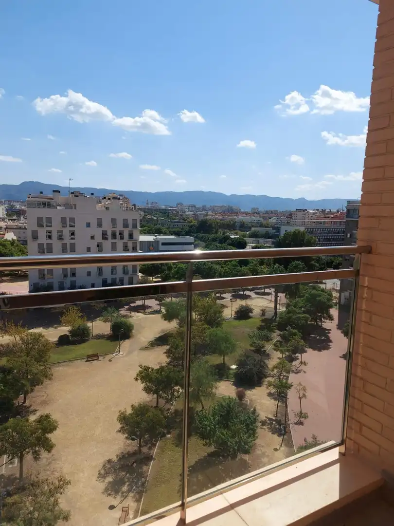 Àtic de lloguer a Avenida ACADEMIA DE INFANTERIA, Juan Carlos I