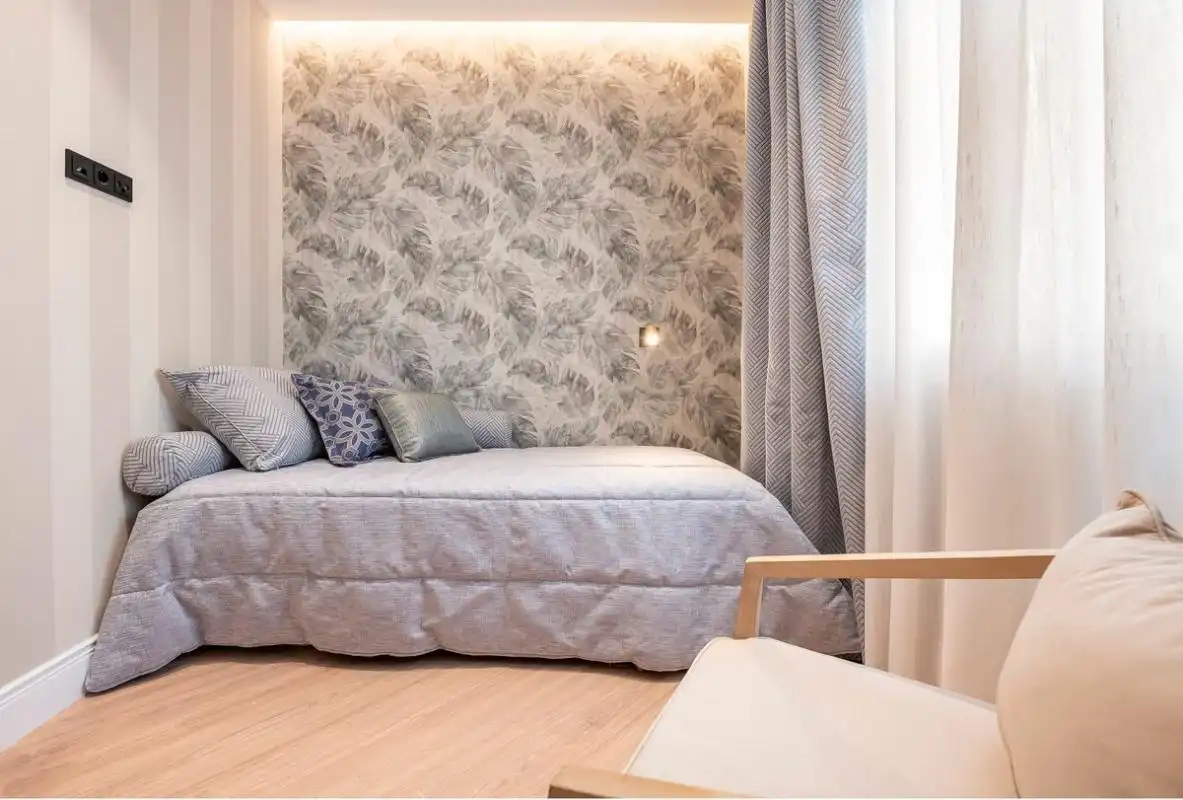 Flat with lift for sale in C. de Guzmán el Bueno, imagen 40
