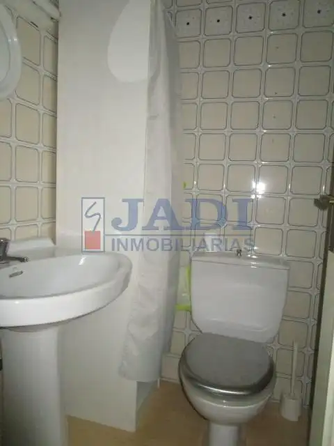 Baño de Oficina en venta en Valdepeñas con Aire acondicionado