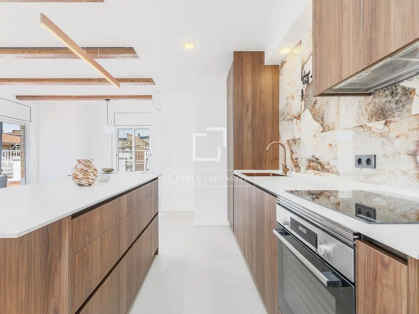 Kitchen of Attic for sale in Barcelona  with Air Conditioner, Terrace and Balcony