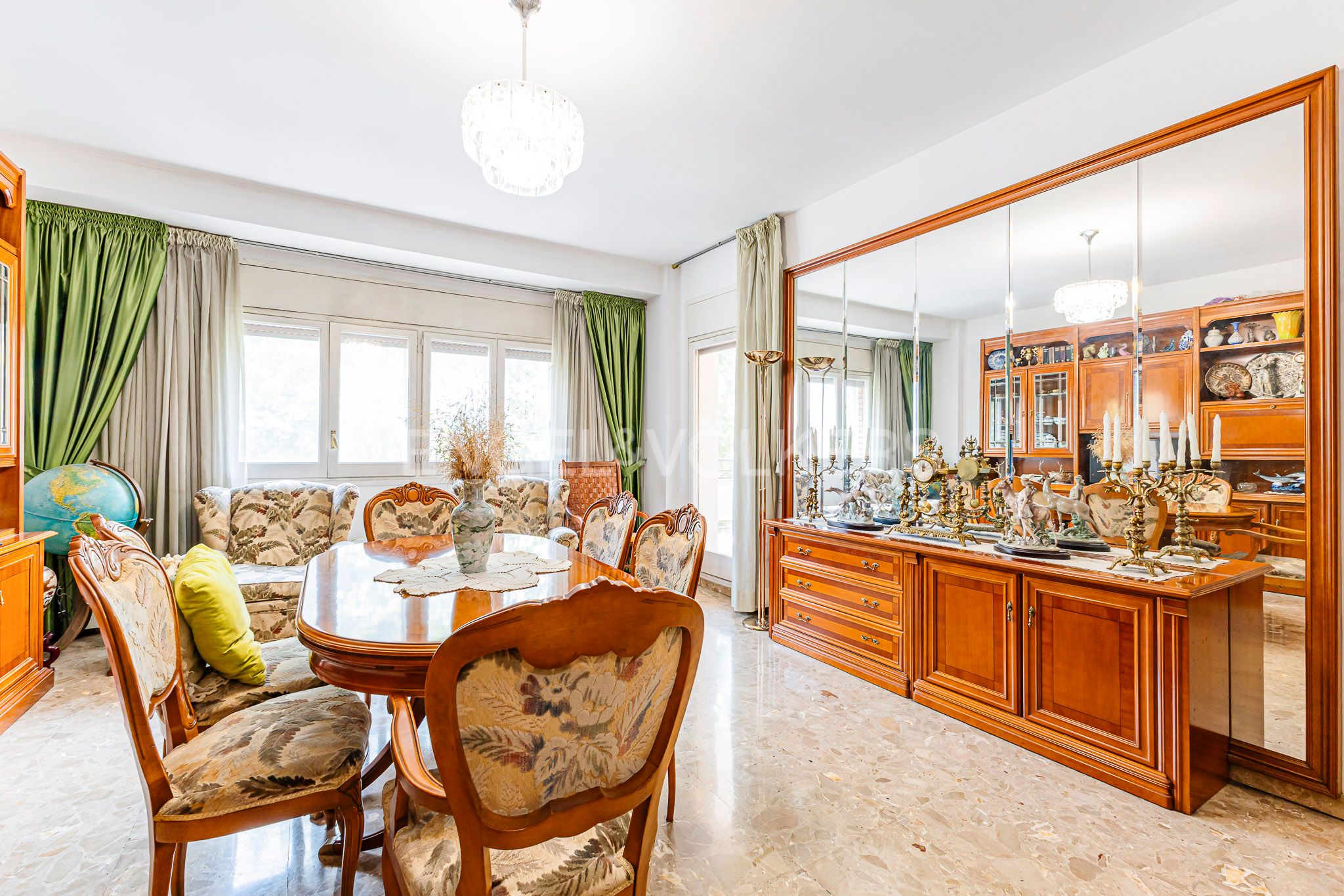 Menjador de Apartament en venda en  Barcelona Capital amb Aire condicionat, Calefacció i Terrassa