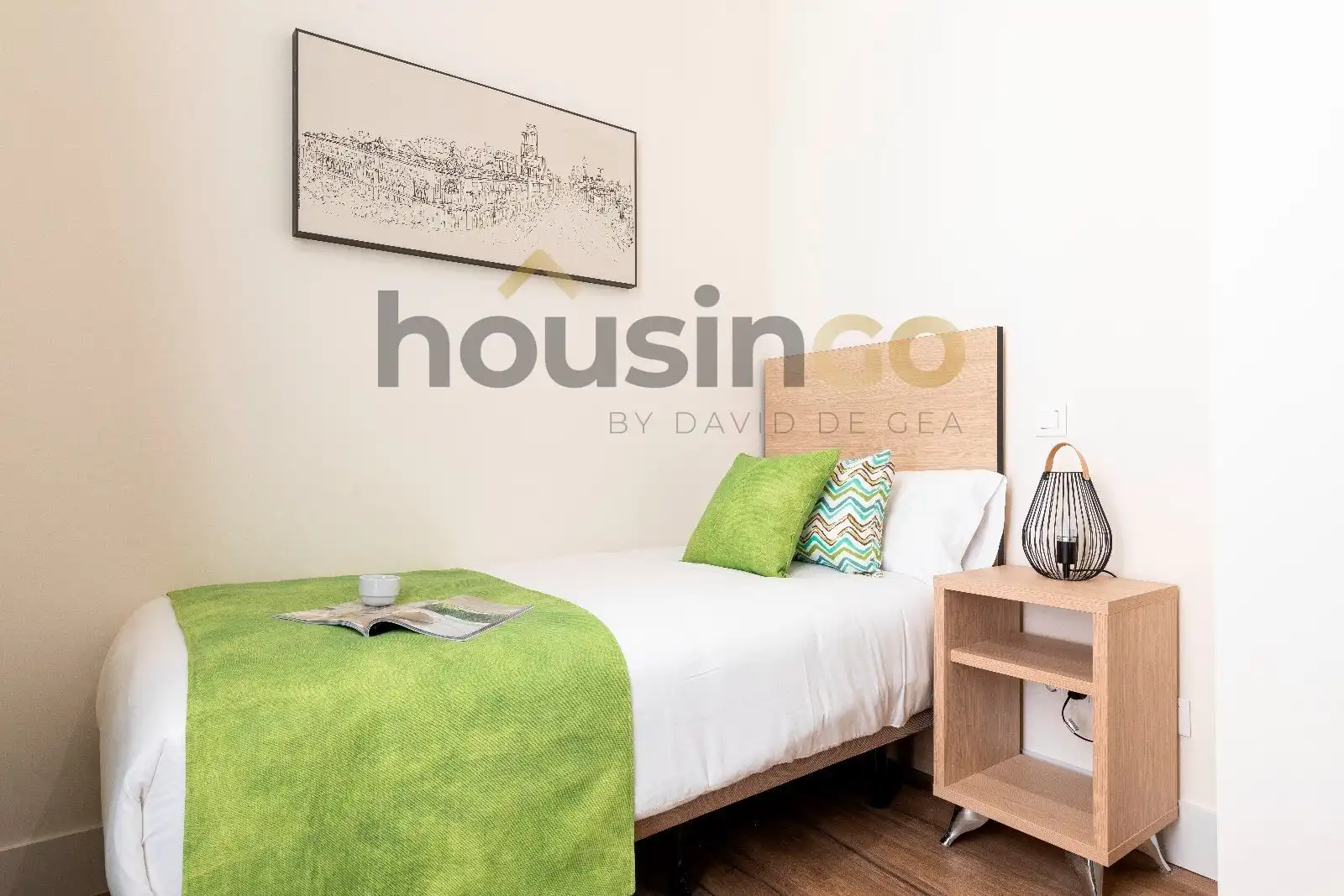 Bedroom of Flat for rent in Madrid  with Air Conditioner, Heating and Terrace