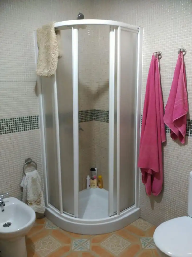 Badezimmer von Wohnung zur Miete in Sevilla mit Möbliert