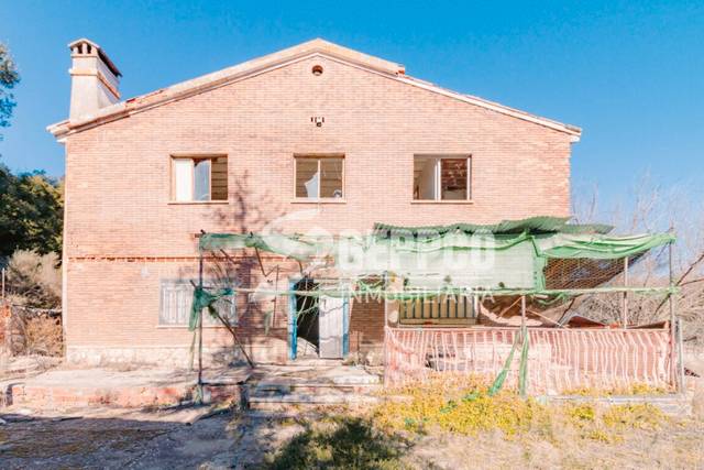 Casa-chalet en Venta en Escariche