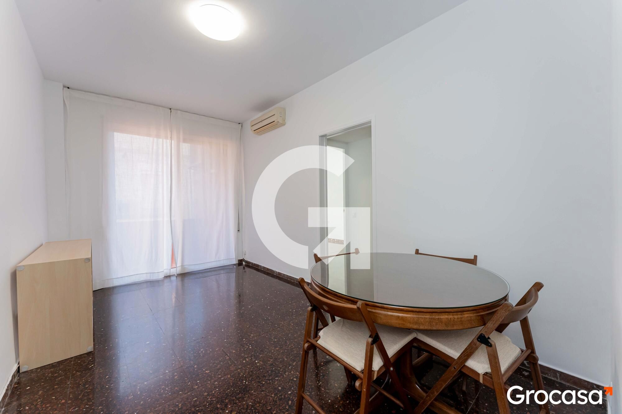 Comedor de Piso en venta en Cornellà de Llobregat con Aire acondicionado y Horno
