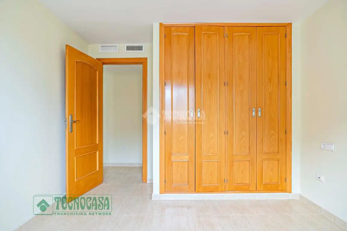 Habitación de Piso en venta en Roquetas de Mar con Calefacción y Terraza