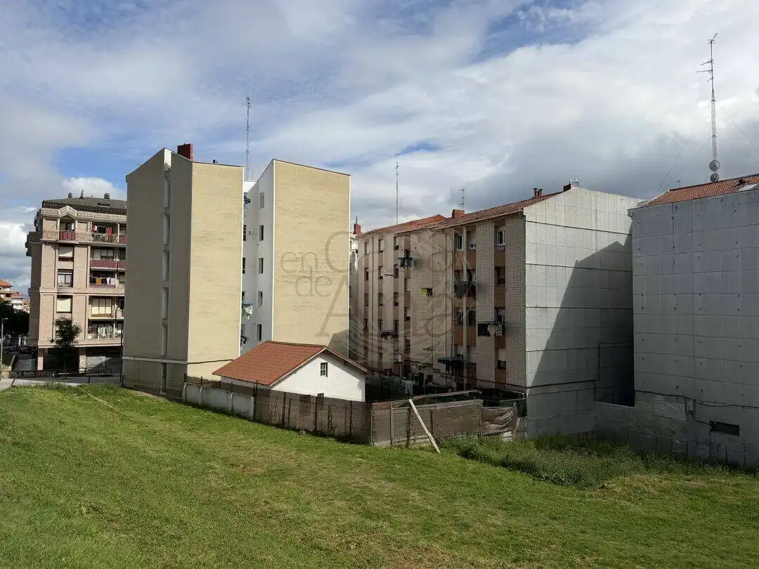 Außenansicht von Wohnung zum Verkauf in Santurtzi 