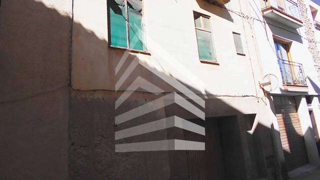 Planta baja en Venta en Carrer dels Teulissos en Cardona