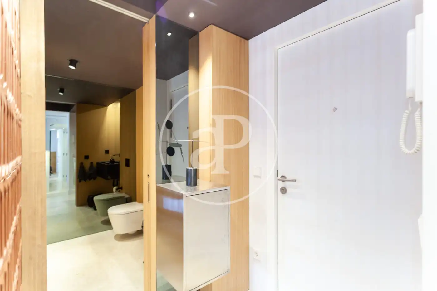 Flat for sale in Madrid  with Air Conditioner, Heating and Terrace