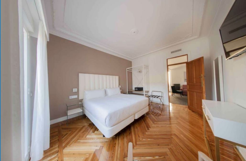 Dormitori de Pis per a compartir en Alpedrete amb Aire condicionat i Moblat