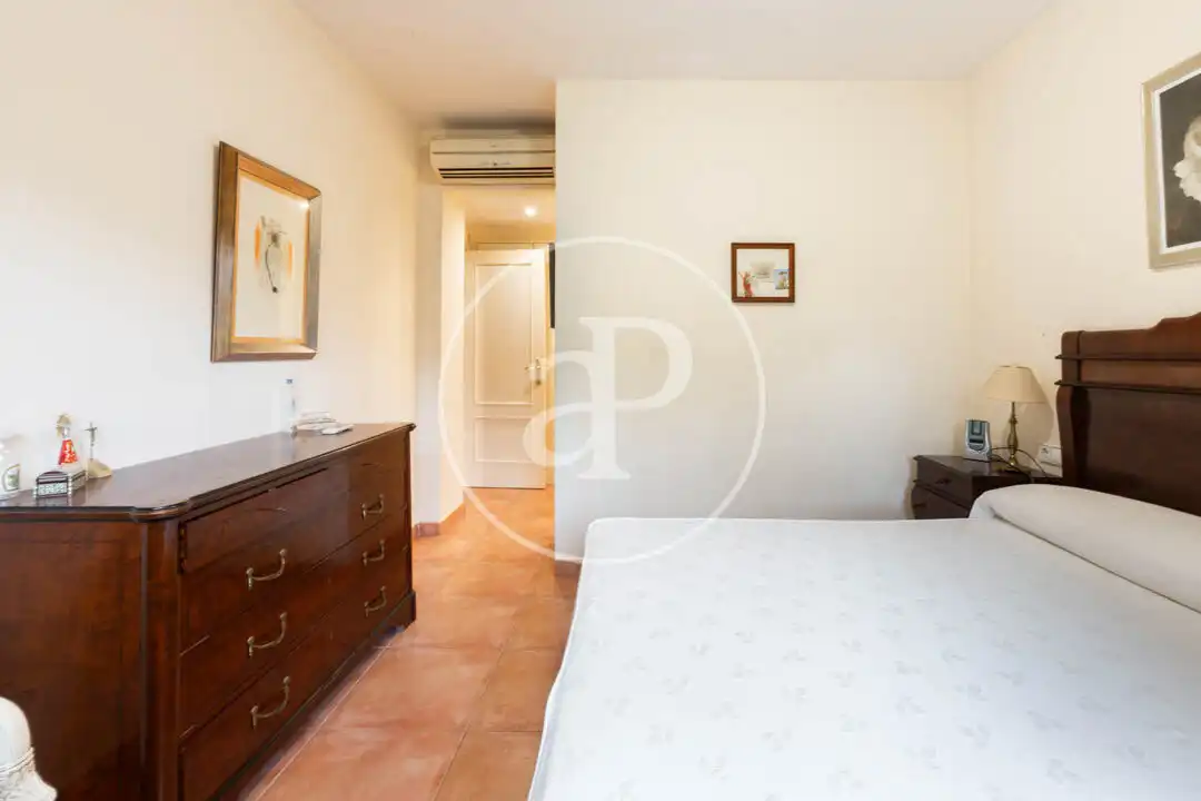Dormitori de Casa adosada en venda en Godella amb Aire condicionat, Calefacció i Jardí privat