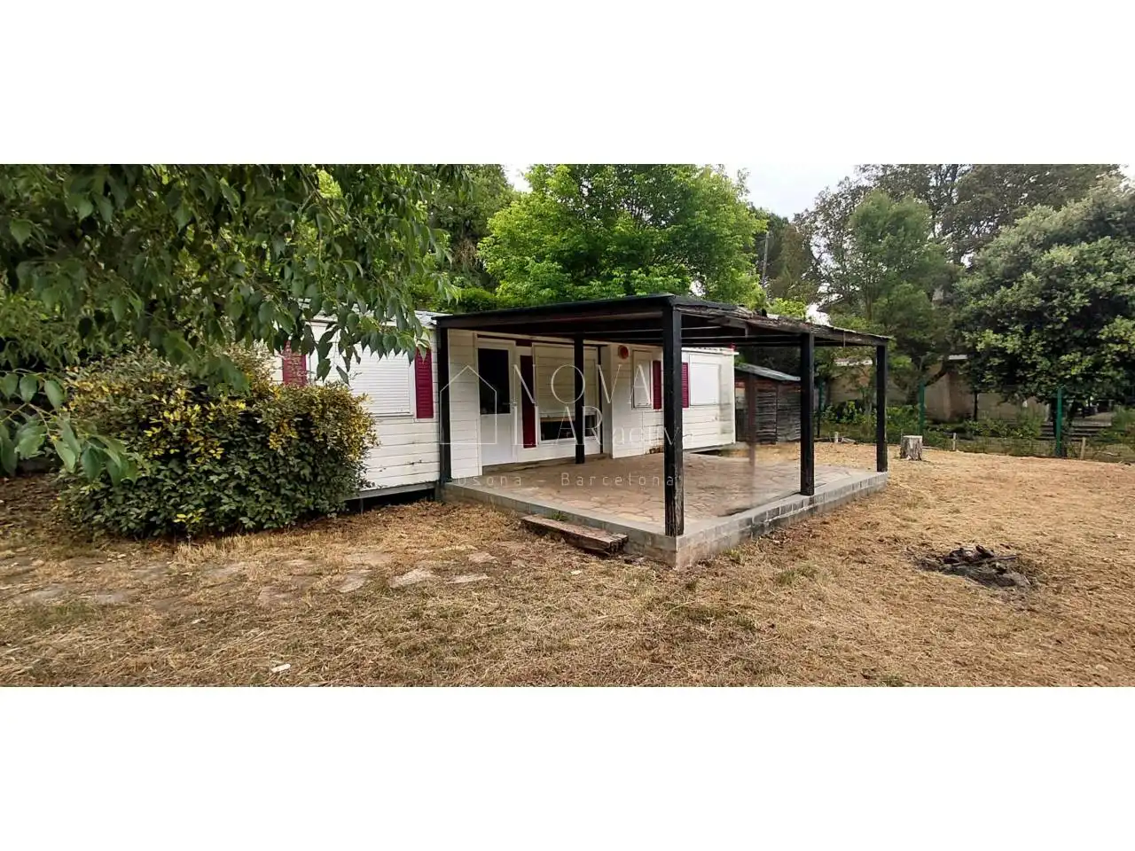 Jardí de Finca rústica en venda en Sant Sadurní d'Osormort amb Jardí privat, Terrassa i Piscina comunitària