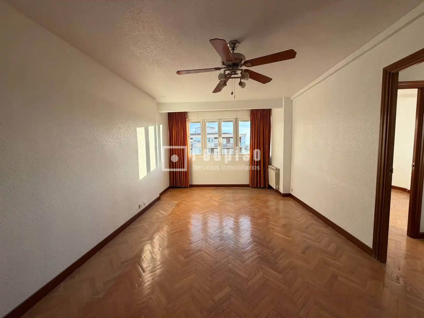 Habitación de Piso en venta en Madrid con Calefacción, Jardín privado y Parquet