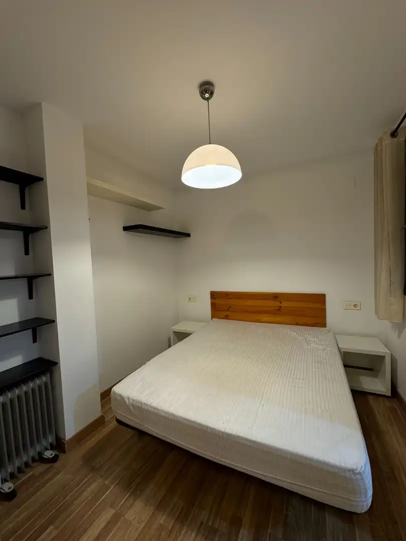 Habitación de Piso de alquiler en Valencia con Calefacción y Amueblado