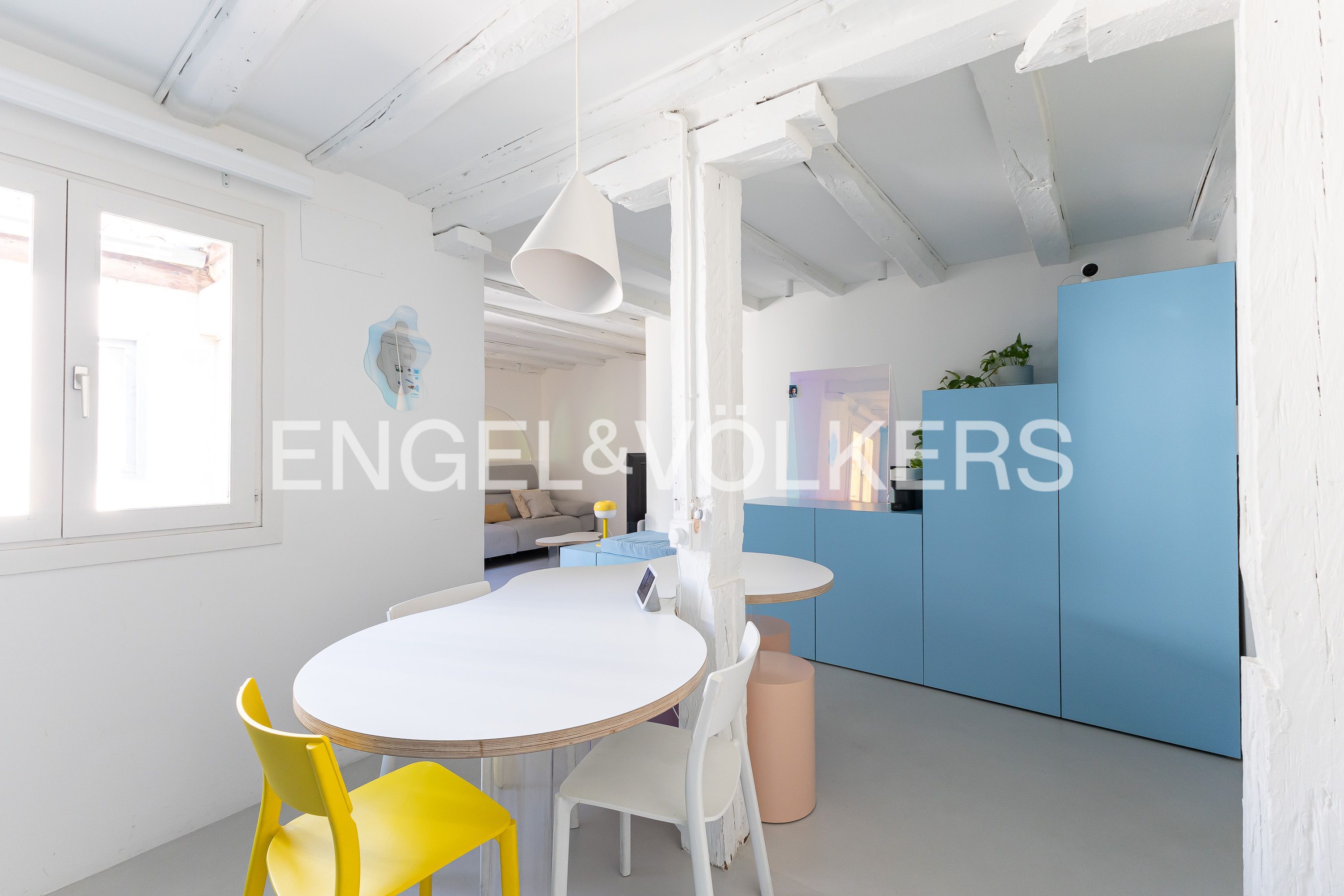 Dining room of Flat for rent in  Madrid Capital  with Air Conditioner, Heating and Furnished