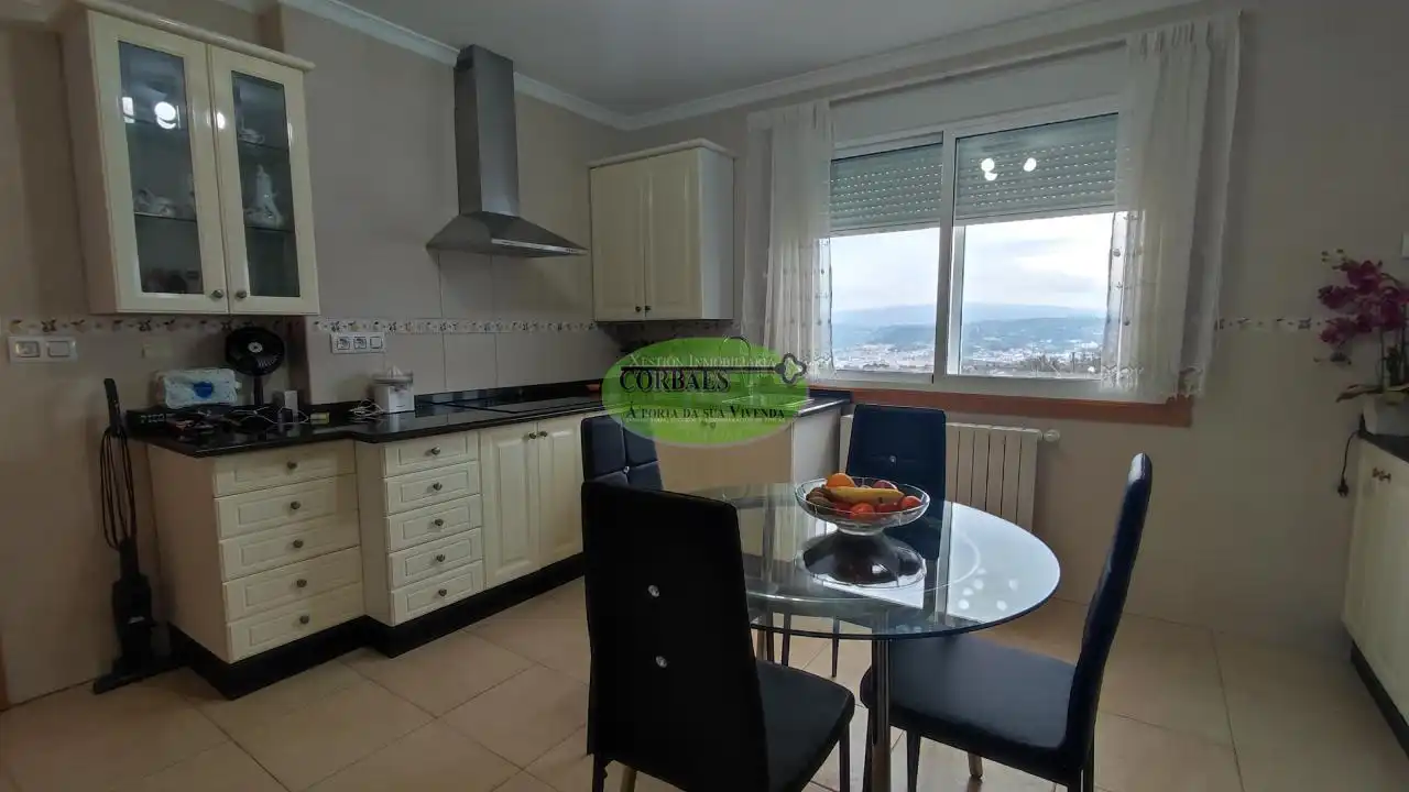 Chalet con terraza en venta en Barbadás, imagen 3