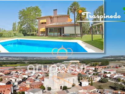 Exterior view of House or chalet for sale in Traspinedo  with Terrace and Swimming Pool