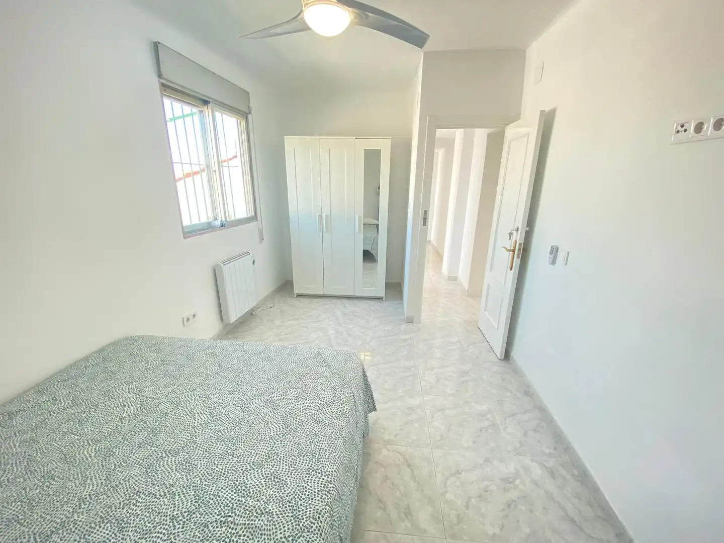Bedroom of Attic for rent in Madrid  with Heating, Terrace and Furnished